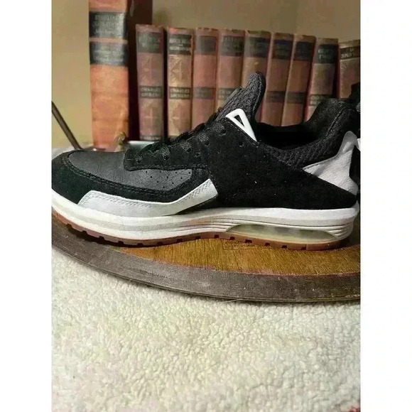 DC Vandium SE ADYS200067 Mens Black Suede Low Top Lace Up Skate Sneakers Shoes - Picture 5 of 10